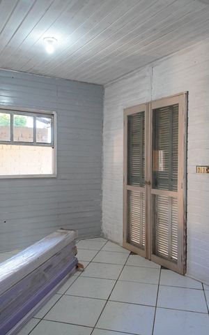 Casa à venda com 111m², 2 quartos e 2 vagasSala