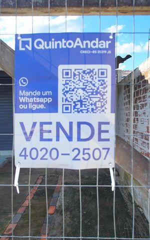 Casa à venda com 111m², 2 quartos e 2 vagasPlaca