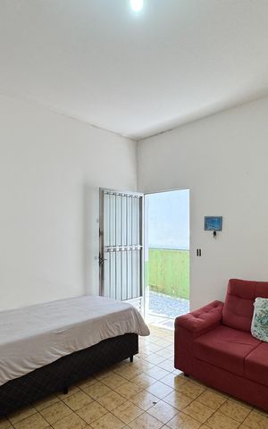 Casa à venda com 380m², 3 quartos e 2 vagas Casa à venda com 380m², 3 quartos e 2 vagasSala