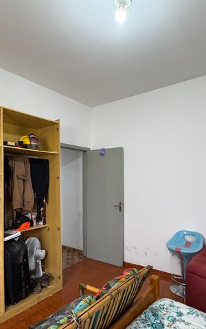 Casa à venda com 380m², 3 quartos e 2 vagas Casa à venda com 380m², 3 quartos e 2 vagasSuíte
