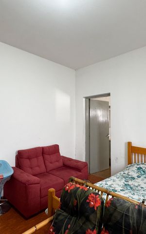 Casa à venda com 380m², 3 quartos e 2 vagas Casa à venda com 380m², 3 quartos e 2 vagasSuíte