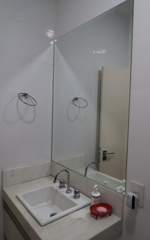 Casa para alugar com 170m², 3 quartos e 4 vagasBanheiro Social
