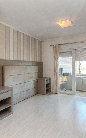 Casa para alugar com 209m², 3 quartos e 2 vagas Casa para alugar com 209m², 3 quartos e 2 vagasQuarto 1