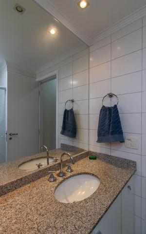 Apartamento para alugar com 92m², 3 quartos e 2 vagas Apartamento para alugar com 92m², 3 quartos e 2 vagasSuíte