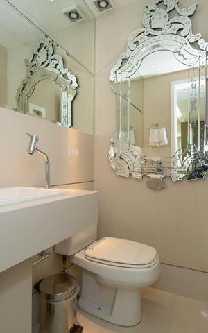 Apartamento à venda com 199m², 4 quartos e 4 vagas Apartamento à venda com 199m², 4 quartos e 4 vagasLavabo