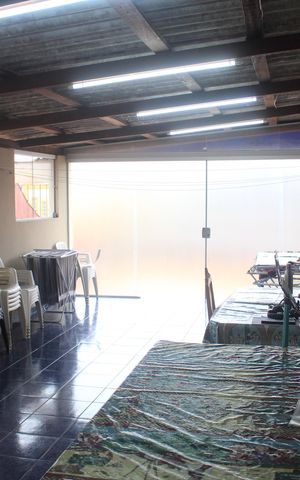 Casa à venda com 269m², 5 quartos e 2 vagasQuintal