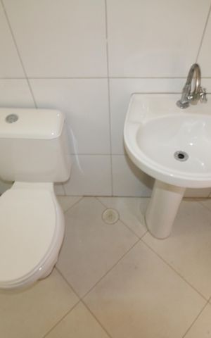 Apartamento para alugar com 45m², 2 quartos e sem vagaBanheiro