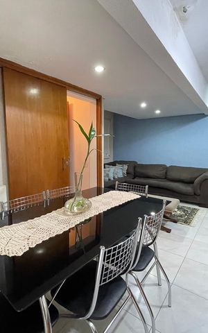 Casa de condomínio à venda com 163m², 3 quartos e 2 vagas Casa de condomínio à venda com 163m², 3 quartos e 2 vagasSala 2