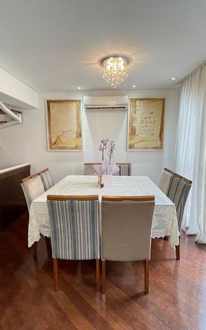 Casa de condomínio à venda com 163m², 3 quartos e 2 vagas Casa de condomínio à venda com 163m², 3 quartos e 2 vagasSala
