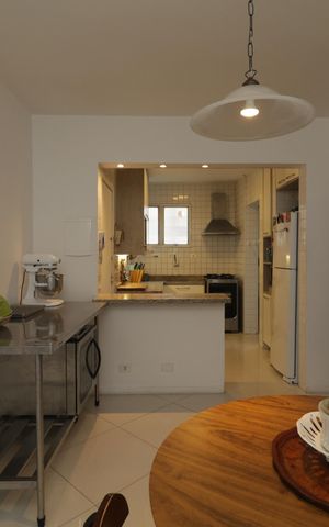 Apartamento à venda com 90m², 2 quartos e 1 vagaSala de Jantar