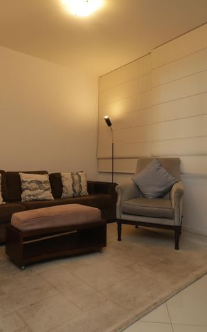 Apartamento à venda com 90m², 2 quartos e 1 vagaSala