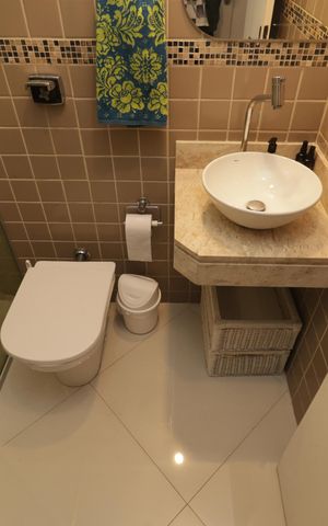 Apartamento à venda com 90m², 2 quartos e 1 vagaBanheiro Social