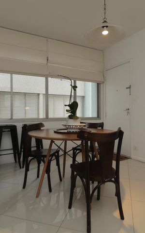 Apartamento à venda com 90m², 2 quartos e 1 vagaSala de Jantar