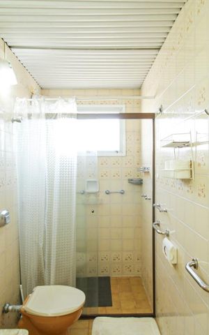 Apartamento à venda com 68m², 2 quartos e 1 vaga Apartamento à venda com 68m², 2 quartos e 1 vagaBanheiro