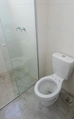 Apartamento para alugar com 168m², 3 quartos e 2 vagas Apartamento para alugar com 168m², 3 quartos e 2 vagasBanheiro social