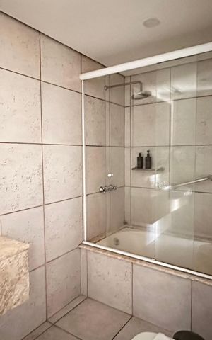 Apartamento à venda com 56m², 1 quarto e 1 vaga