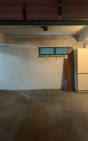 Apartamento à venda com 300m², 3 quartos e 2 vagas Apartamento à venda com 300m², 3 quartos e 2 vagasGaragem