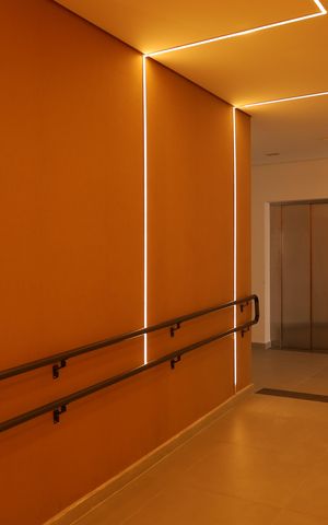 Apartamento para alugar com 52m², 2 quartos e 1 vagaÁrea comum - Saguão do prédio