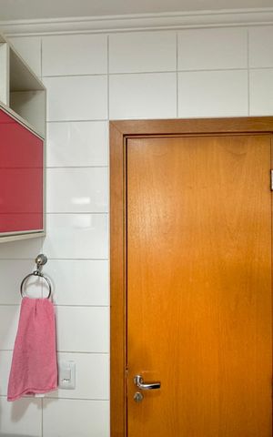 Apartamento à venda com 56m², 2 quartos e 1 vaga Apartamento à venda com 56m², 2 quartos e 1 vagaBanheiro