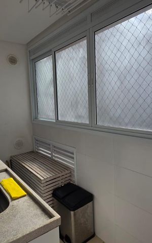 Apartamento à venda com 83m², 3 quartos e 2 vagas Apartamento à venda com 83m², 3 quartos e 2 vagasÁrea de serviço