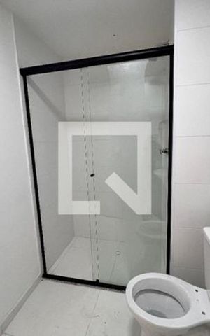 Apartamento à venda com 58m², 2 quartos e 1 vaga Apartamento à venda com 58m², 2 quartos e 1 vagaBanheiro