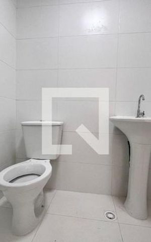 Apartamento à venda com 58m², 2 quartos e 1 vaga Apartamento à venda com 58m², 2 quartos e 1 vagaBanheiro