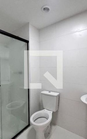 Apartamento à venda com 58m², 2 quartos e 1 vaga Apartamento à venda com 58m², 2 quartos e 1 vagaBanheiro