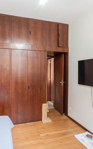 Apartamento à venda com 160m², 5 quartos e 2 vagasQuarto 2