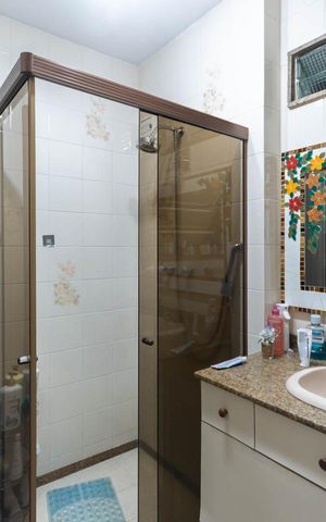Apartamento à venda com 160m², 5 quartos e 2 vagasBanheiro 1