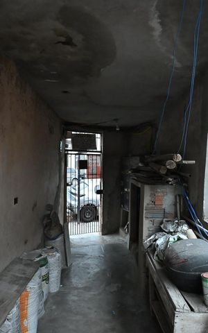 Casa à venda com 179m², 2 quartos e 5 vagasEntrada