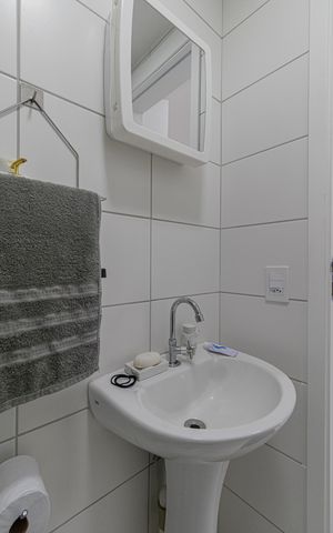 Apartamento para alugar com 47m², 2 quartos e sem vaga Apartamento para alugar com 47m², 2 quartos e sem vagaBanheiro
