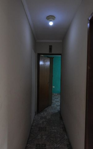 Casa à venda com 116m², 3 quartos e 3 vagasCorredor