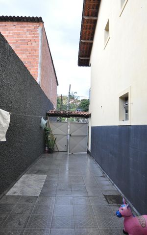 Casa à venda com 116m², 3 quartos e 3 vagasQuintal