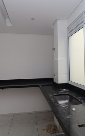Apartamento para alugar com 46m², 2 quartos e 2 vagas Apartamento para alugar com 46m², 2 quartos e 2 vagasCozinha