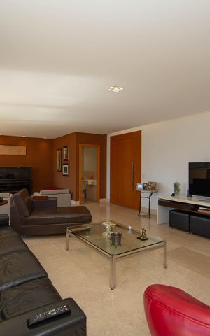 Apartamento para alugar com 278m², 4 quartos e 4 vagas Apartamento para alugar com 278m², 4 quartos e 4 vagasSALA