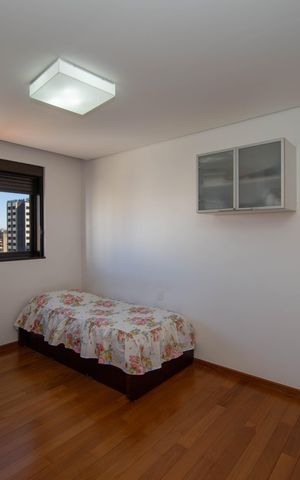 Apartamento para alugar com 278m², 4 quartos e 4 vagas Apartamento para alugar com 278m², 4 quartos e 4 vagasQUARTO2