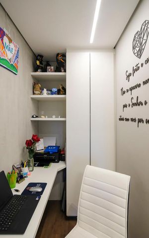 Apartamento à venda com 87m², 3 quartos e 2 vagasEscritório