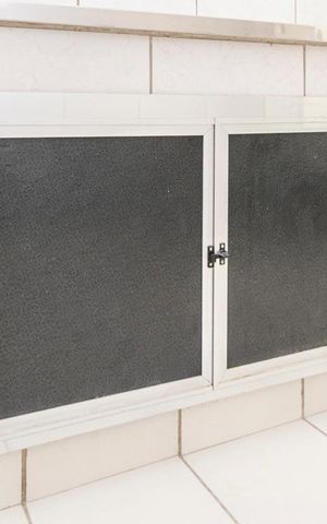 Apartamento à venda com 48m², 2 quartos e sem vaga Apartamento à venda com 48m², 2 quartos e sem vagaCozinha - Armários