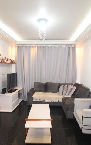 Casa à venda com 125m², 4 quartos e 2 vagasSala