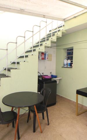 Casa à venda com 125m², 4 quartos e 2 vagasÁrea de Serviço