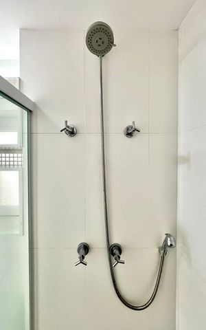 Apartamento para alugar com 73m², 2 quartos e 1 vaga Apartamento para alugar com 73m², 2 quartos e 1 vagaBanheiro