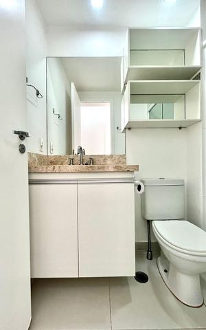 Apartamento para alugar com 73m², 2 quartos e 1 vaga Apartamento para alugar com 73m², 2 quartos e 1 vagaBanheiro