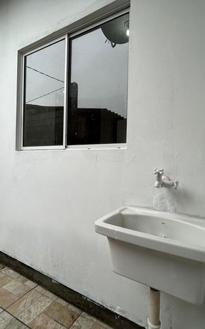 Studio para alugar com 35m², 1 quarto e sem vaga Studio para alugar com 35m², 1 quarto e sem vagaÁrea de Serviço