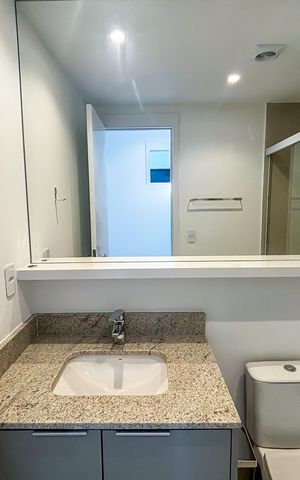 Apartamento para alugar com 60m², 2 quartos e sem vaga Apartamento para alugar com 60m², 2 quartos e sem vagaBanheiro social
