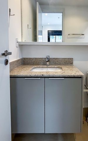 Apartamento para alugar com 45m², 2 quartos e sem vaga Apartamento para alugar com 45m², 2 quartos e sem vagaBanheiro da suíte