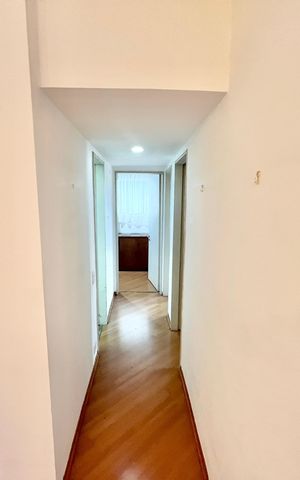 Apartamento para alugar com 70m², 3 quartos e 1 vagaCorredor