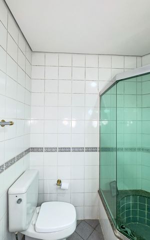 Apartamento à venda com 152m², 3 quartos e 3 vagasBanheiro da Suíte
