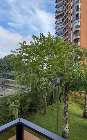 Apartamento à venda com 152m², 3 quartos e 3 vagasVista da Sacada