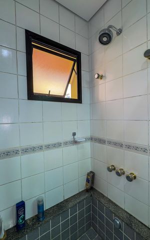Apartamento à venda com 152m², 3 quartos e 3 vagasBanheiro da Suíte