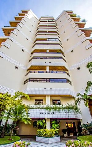 Apartamento à venda com 152m², 3 quartos e 3 vagasFachada